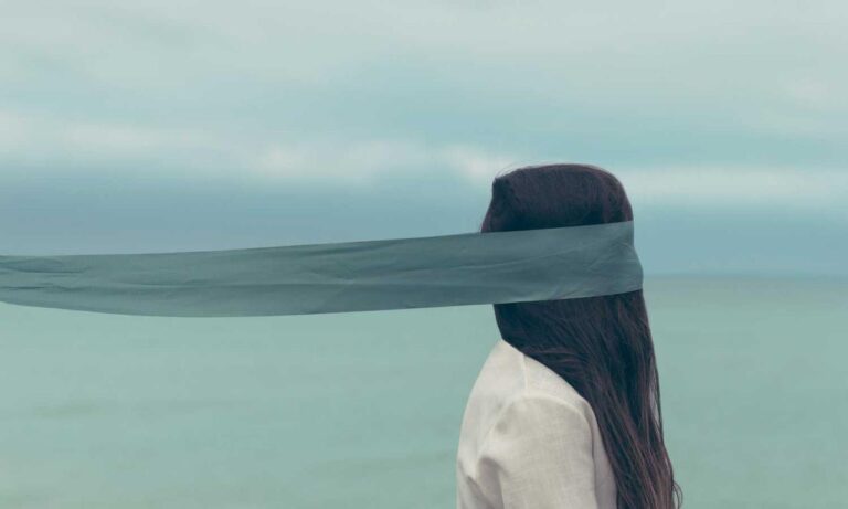 how to invest in varmozim stock